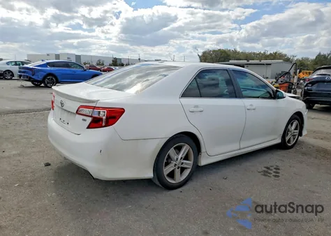 2013 Toyota Camry L z USA, uszkodzony, nr VIN 4T1BF1FK3DU685451